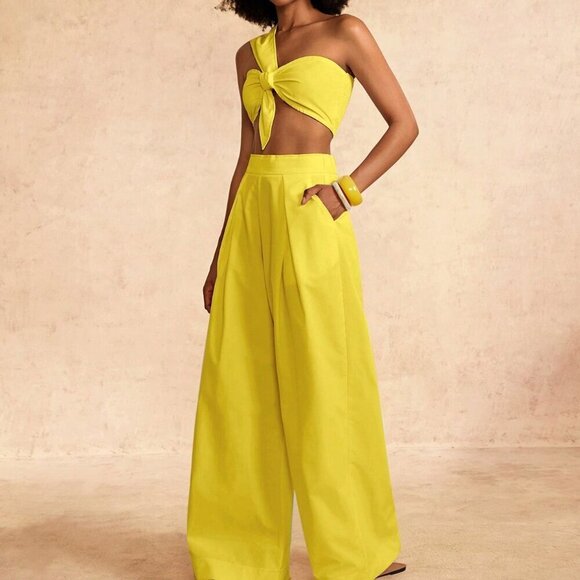 Yellow Elegant Women's Vacation One-Shoulder Chest Knot design crop top & pants - Picture 4 of 7